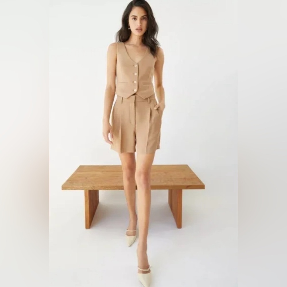 Aritzia Wilfred Desire Vest